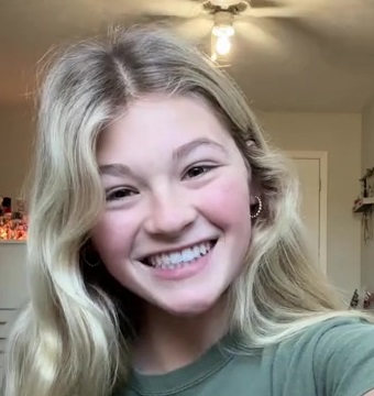 File:Phoebe McNamara 2024.jpg