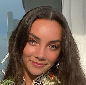 File:Aaliyah Zolina 2021.jpg