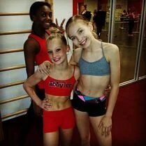 File:705 Brynn, Maesi and Camryn.jpg