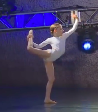 File:Elliana J11.png