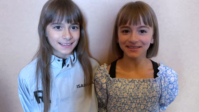 File:The Kouznetsova Sisters.jpg