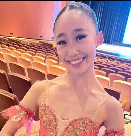 File:Crystal Huang 2.jpg