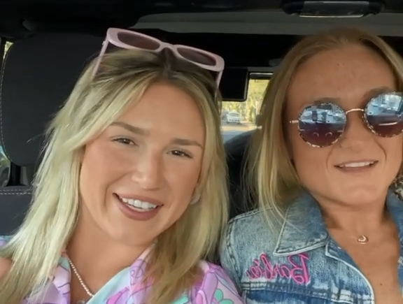 File:Kelly Sisters.jpg