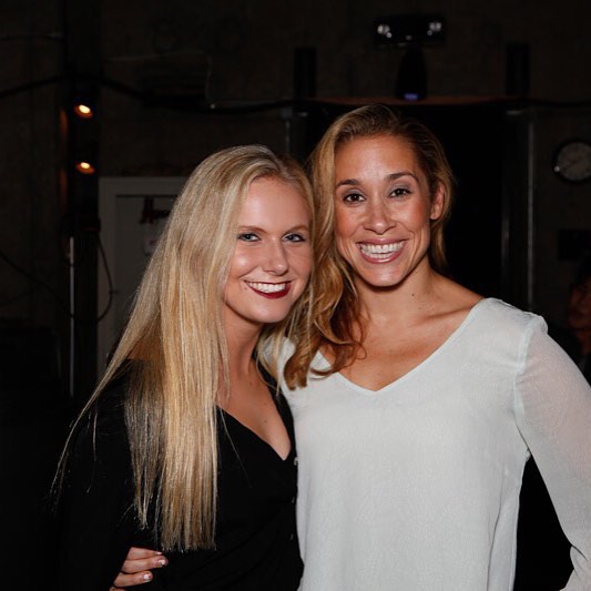 File:Nicole & Shannon.jpg