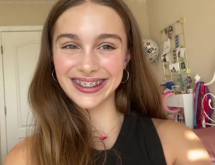 File:Olivia Manship 3.jpg