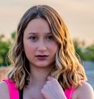 File:Molly Ziegenmeyer.jpg