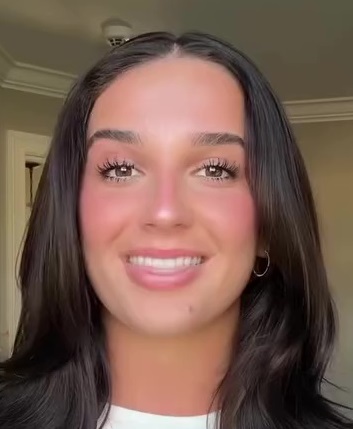 File:Emma Hellenkamp 2025.jpg