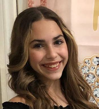 File:Alexis Mayer 2022.jpg