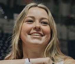 File:Ariel Lee 2022.jpg