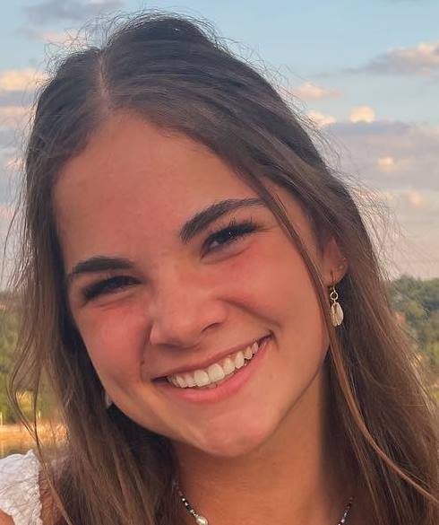 File:Eva Igo 2022.jpg