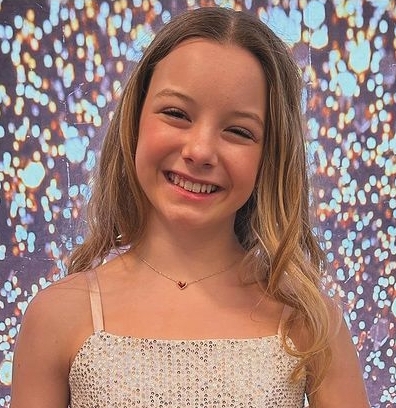 File:Savannah Manzel 4.jpg