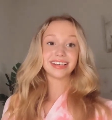 File:Sienna Morris 2021.jpg