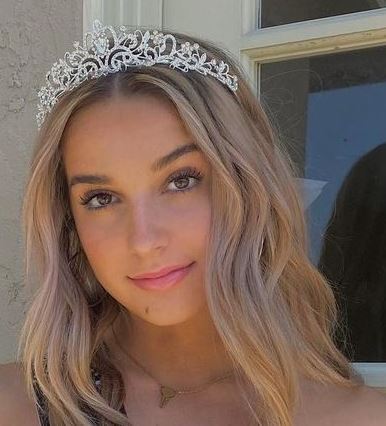 File:Emma Hellenkamp 2021.jpg