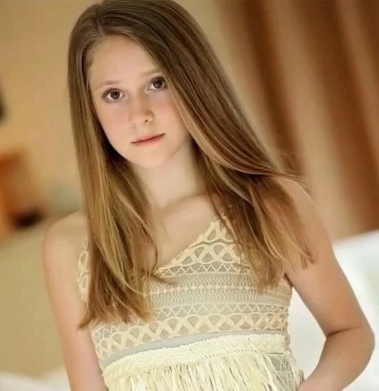 File:Haley Huelsman cropped profile.jpg