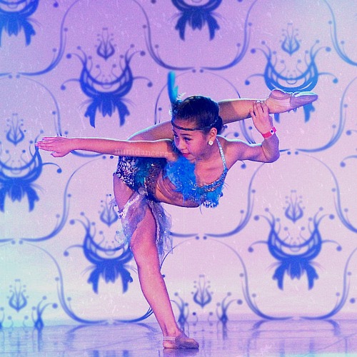 File:Jadyn Saigusa Colors of the Wind.jpg