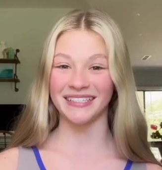 File:Phoebe McNamara 2.jpg