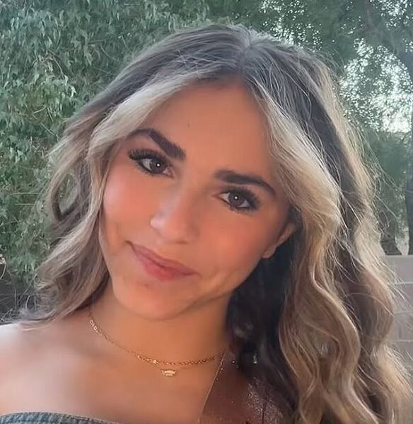 File:Alexis Mayer 3.jpg