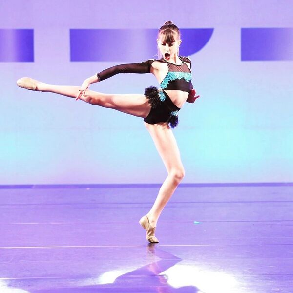 File:Taylork official 64493601 149268072896678 9178725801186766907 n.jpg