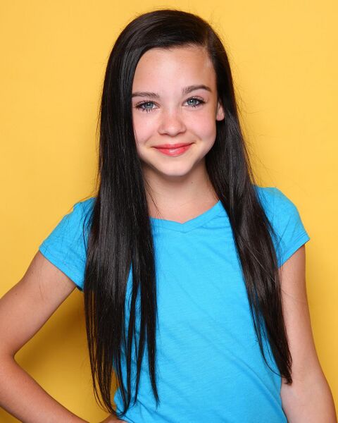 File:Bella Voorhees.jpg