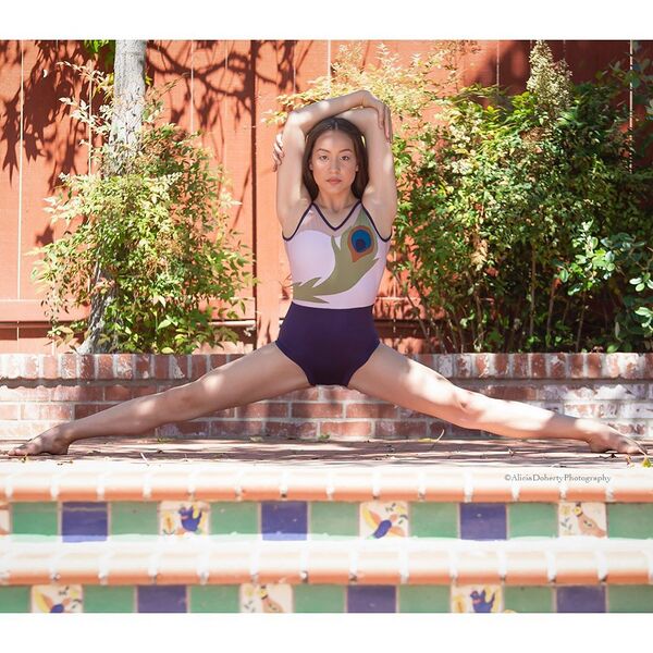 File:Aliciadohertyphotography 61822173 2179327752186329 2611058263175309057 n.jpg