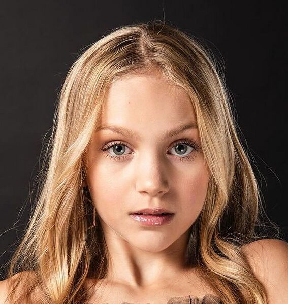 File:Lucia Piedrahita 2024.jpg