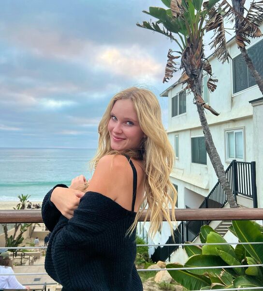 File:20221110222059!Madison Johnston 2.jpg