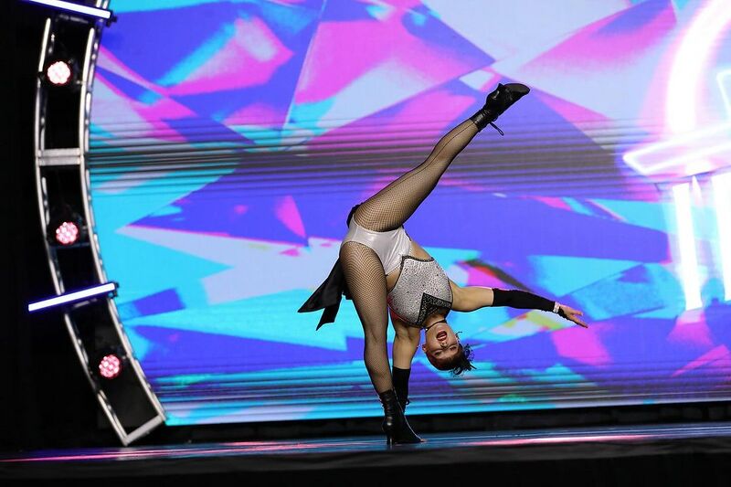 File:Sparkling Diamonds - Hall of Fame 1.jpg