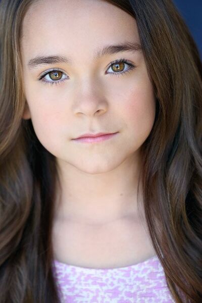 File:Young Caitlyn Leone 6.jpg